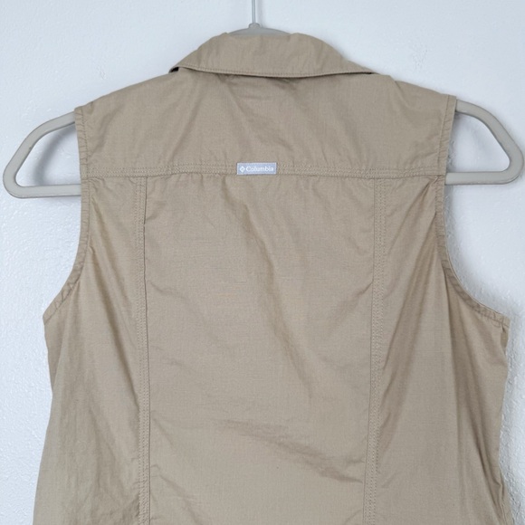 Columbia beige tan sleeveless front pocket button down S - Picture 5 of 8